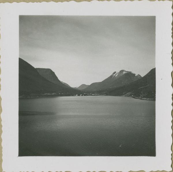 Norangfjorden, fiordo - Mare - Montagne