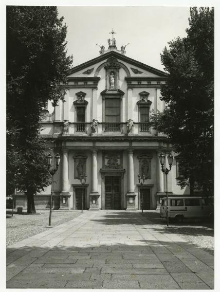 Milano - chiesa di Sant'Angelo - facciata