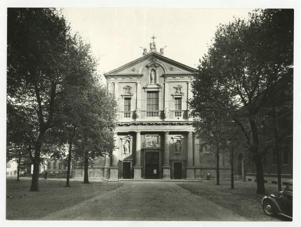 Milano - chiesa di Sant'Angelo - facciata