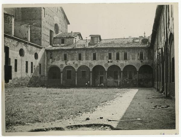 Milano - chiesa di Sant'Angelo - convento - chiostro piccolo - esterno