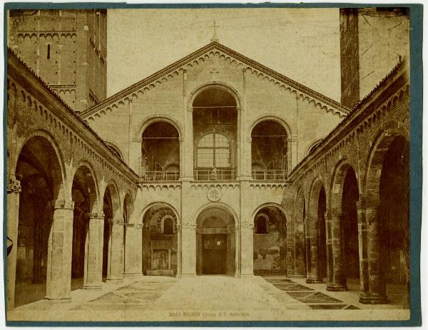 Milano - basilica di Sant'Ambrogio - facciata