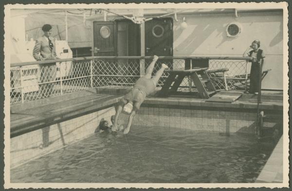 Ritratto femminile - Marieda Di Stefano - Tuffo dal trampolino - Nave da crociera - Piscina