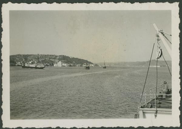 Istanbul - Bosforo - Costa - Moschea Ortakoy - Veduta dalla nave da crociera Stella d'Italia