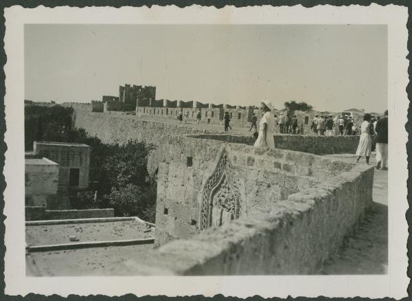 Rodi - Mura - Fortificazione - Stemma - Marieda Di Stefano