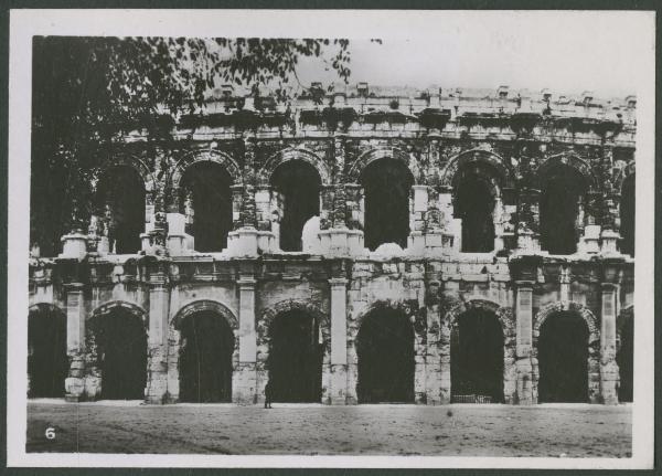 Nimes - Arena