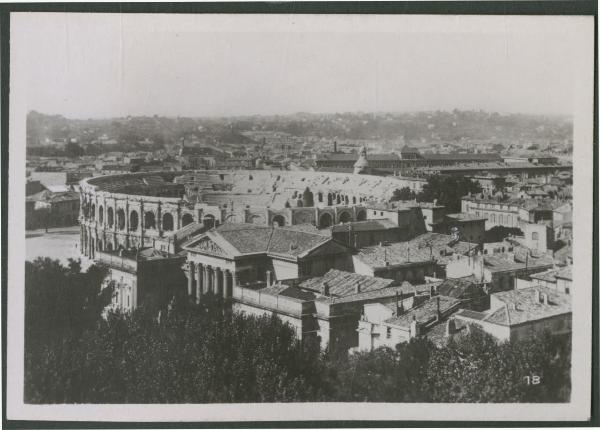 Nimes - Arena - Veduta dall'alto