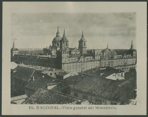 San Lorenzo de El Escorial (Madrid) - Monastero El Escorial - Veduta generale