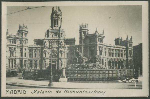 Madrid - Palazzo delle comunicazioni (Palacio de Comunicaciones/ Cibeles), sede del Comune di Madrid - Piazza Cibeles (Plaza de Cibeles) - Fontana di Cibele