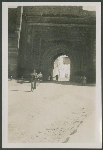 Ritratto femminile - Marieda Di Stefano - Meknes - Porta Bab el-Khemis (Porta del Giovedì)