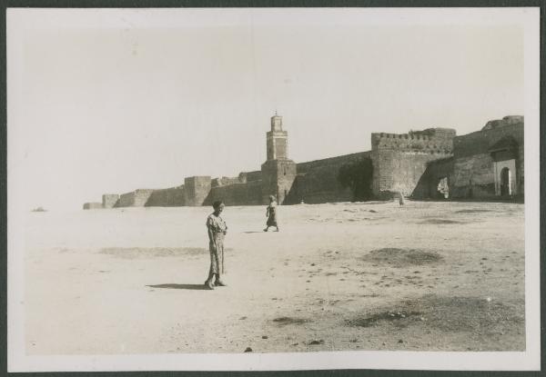 Ritratto femminile - Marieda Di Stefano - Meknes - Mura di cinta della città - Minareto