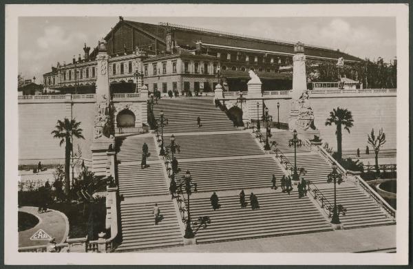 Marsiglia - Stazione ferroviaria Saint Charles - Scalinata monumentale