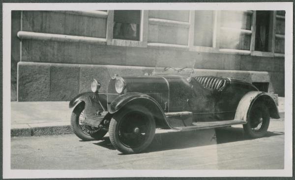 Milano - Via Giorgio Jan, 15 - Casa Boschi Di Stefano - Automobile Bugatti