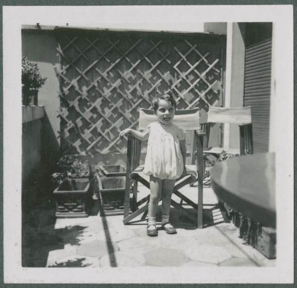 Ritratto infantile - Alessandro Mendini - Milano - Casa di via Giorgio Jan, 15 - Balcone