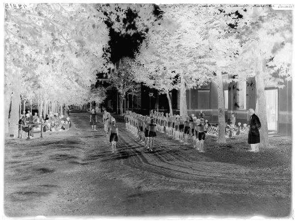 Milano - parco Trotter - scuola 'Umberto di Savoia' - esercitazioni all'aperto