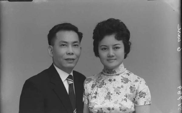 Ritratto di coppia - fidanzati cinesi.