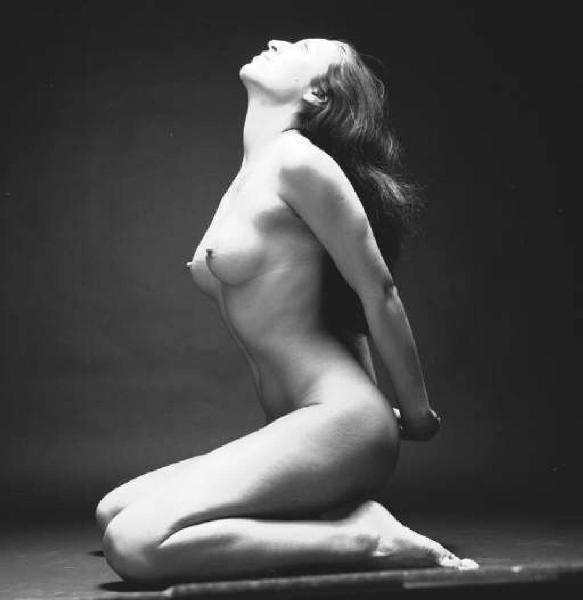 Ritratto femminile - giovane - modella nuda. Beatrice