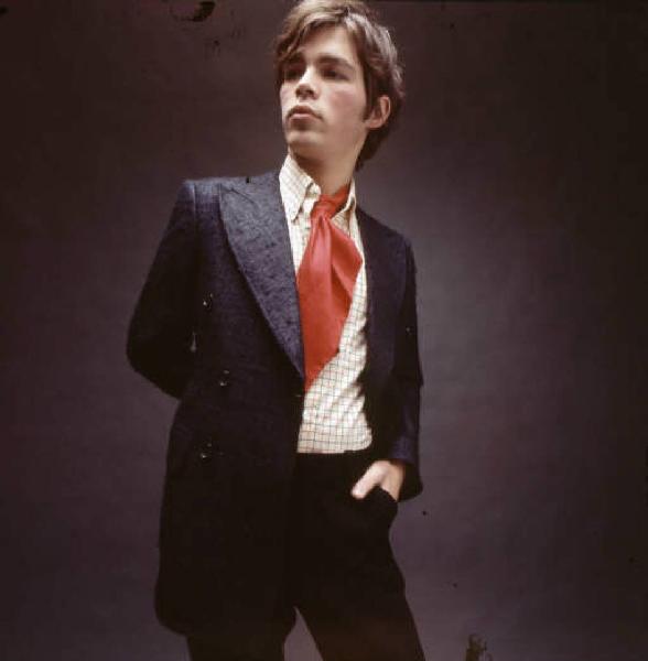 Ritratto maschile - modello con giacca e cravatta