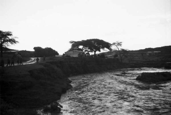 Viaggio in Africa. Il fiume Mai Edaga in piena