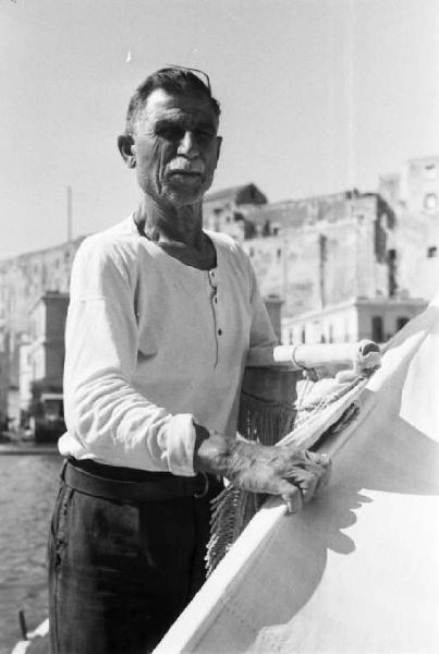 Porto di Napoli. Ritratto maschile - pescatore