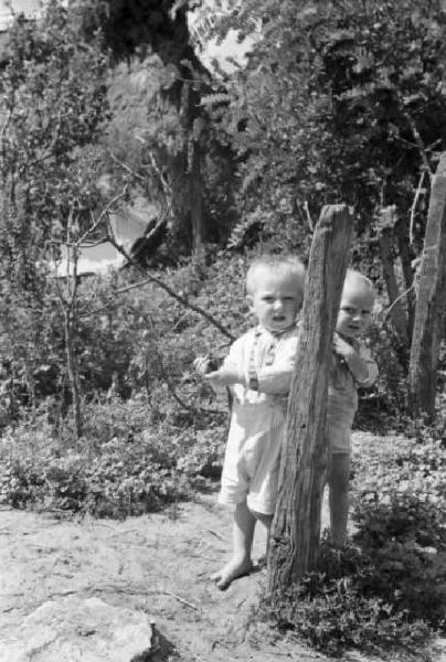 Campagna di Russia. Ucraina - ritratto di coppia - bambini