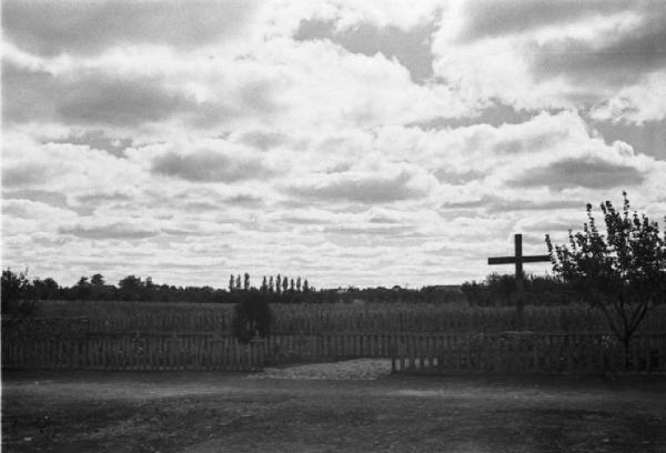 Campagna di Russia. Ucraina - Bojedarowka [?] - steccati