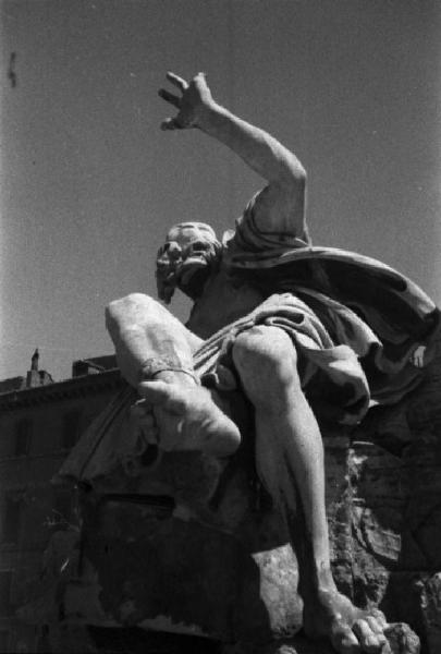 Roma - Piazza Navona, Fontana dei Fiumi - Personificazione scultorea di uno dei quattro fiumi