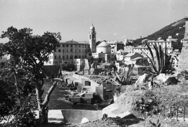 Italia Dopoguerra. Nervi - scorcio del porto