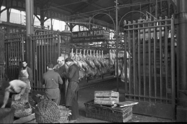 Parigi. Interno dei mercati generali di Les Halles