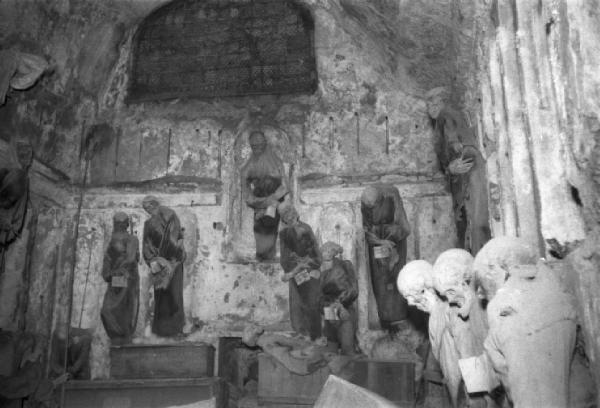 Palermo. Scheletri lungo le pareti delle catacombe dei frati Cappuccini