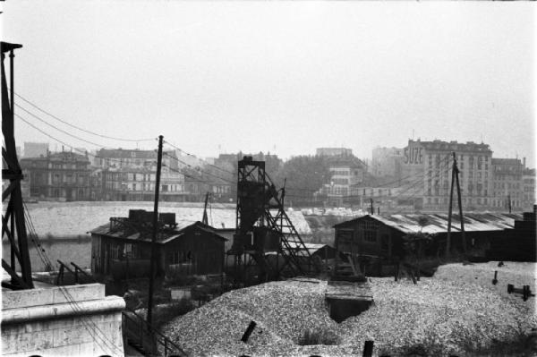 Parigi. Cava di ghiaia