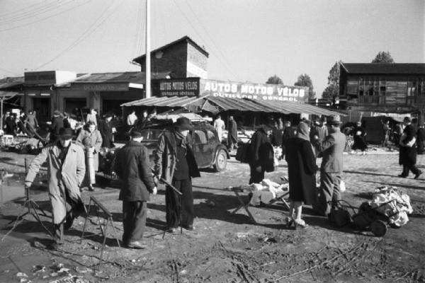 Le Vésinet. Il mercato delle pulci