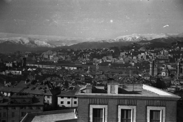 Genova. Veduta della città