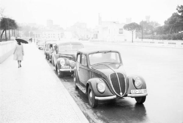 Estoril. Automobili parcheggiate