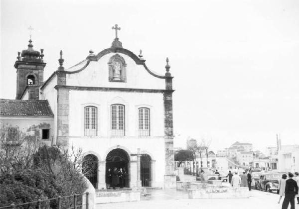 Estoril. Famiglia Savoia in esilio. Maria José del Belgio