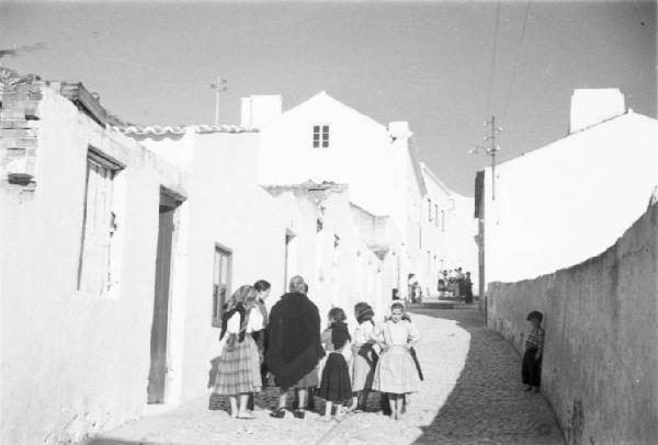 Nazaré. Scorcio del paese - vicolo