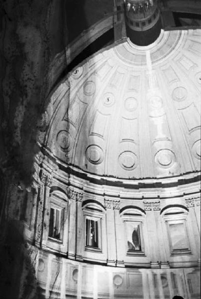 Roma. Interno della Basilica di San Pietro in Vaticano - intradosso della cupola