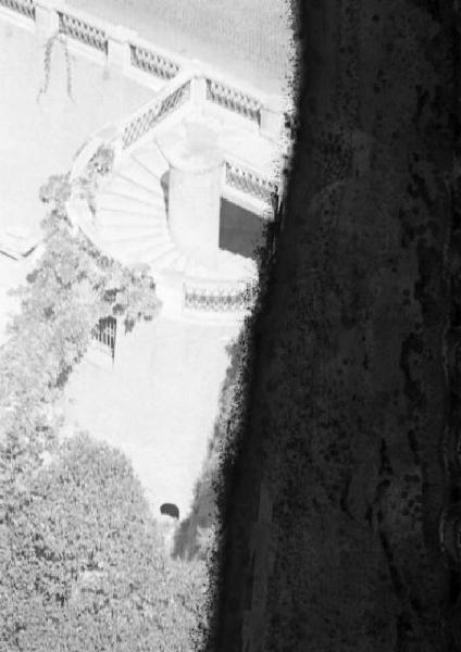 Roma. Esterno della Basilica di San Pietro in Vaticano - scala elicoidale vista dalla cupola