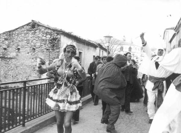 Montemarano. Corteo processionale - mascherata