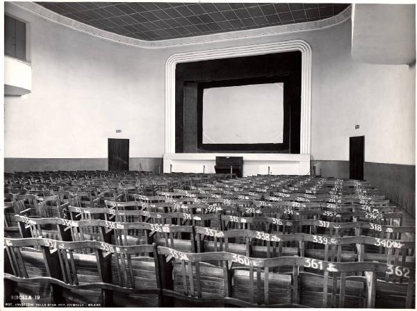 Ribolla - Teatro - Interno