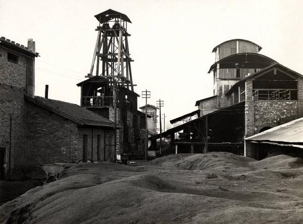 Ribolla - Miniera di lignite - Pozzo di estrazione