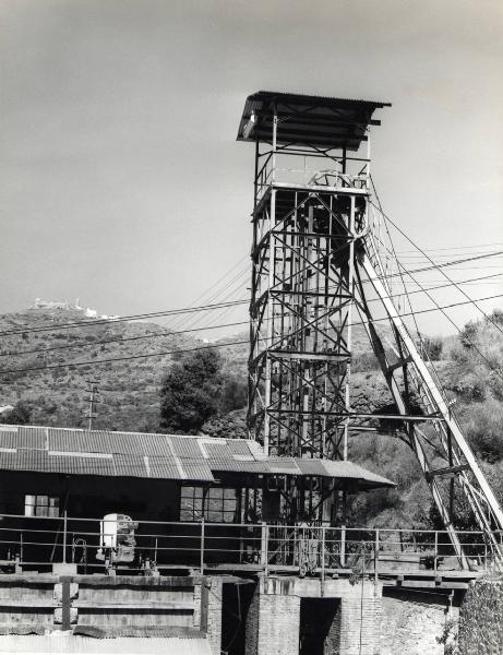 Isola del Giglio - Miniera di pirite - Pozzo S. Barbara