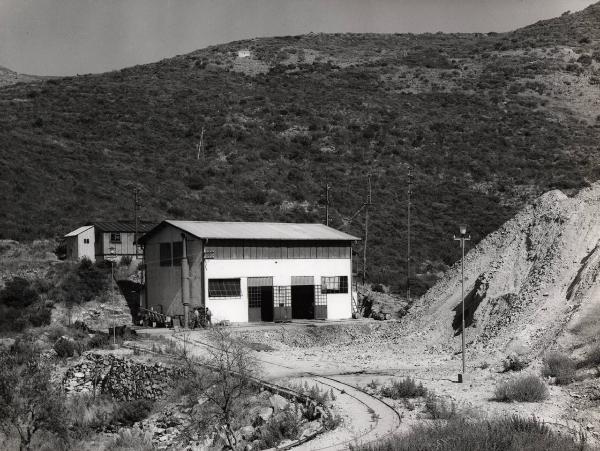 Isola del Giglio - Miniera di pirite - Centrale diesel