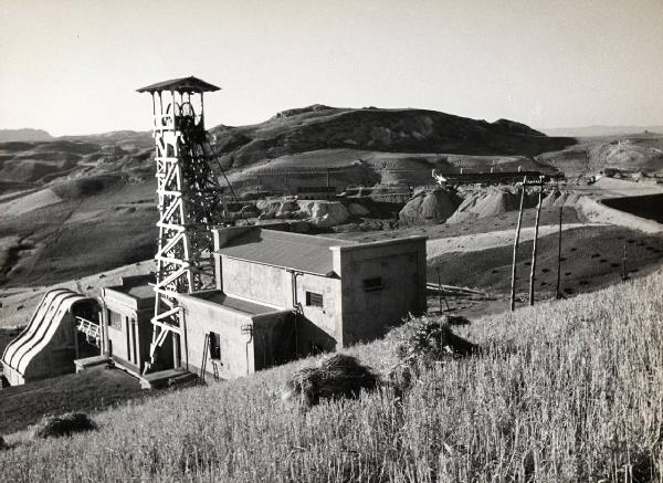 Grottacalda - Miniera di zolfo - Pozzo Mezzena