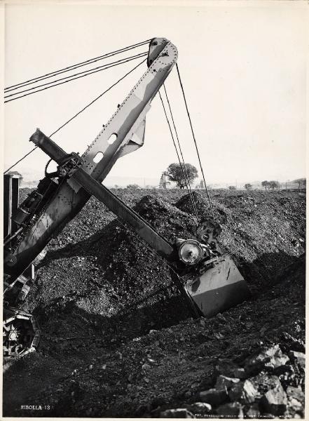 Ribolla - Miniera di lignite - Pala meccanica