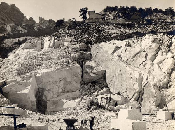 Carrara - Cava di marmo - Operai