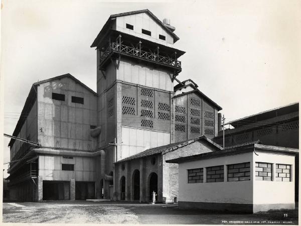 Castel Guelfo - Stabilimento chimico - Impianto acido solforico - Torre Gay Lussac