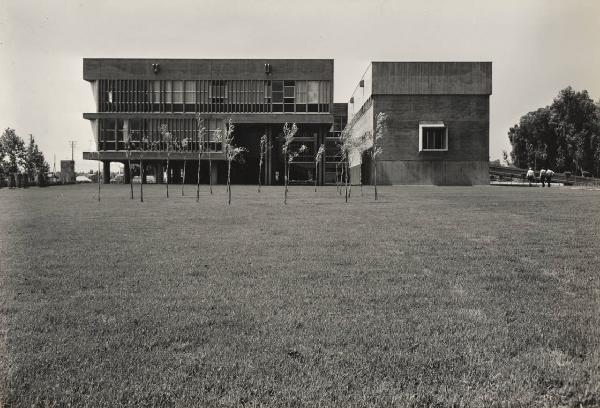 Viareggio - Laboratorio marmi - Edificio per uffici