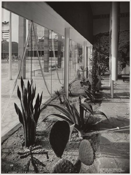 Roma - Mostra autarchica del minerale italiano del 1938 - Padiglione Africa italiana - Interno