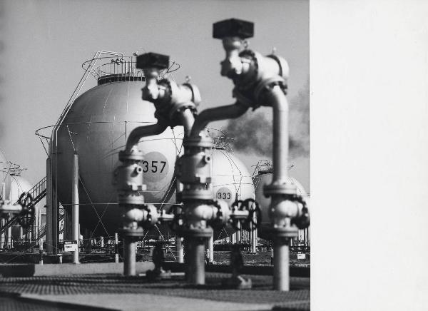Brindisi - Stabilimento petrolchimico - Impianto per il trattamento degli olefine