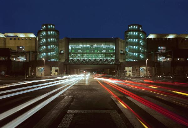 Milano - Fiera Portello - Viale Teodorico - Ingresso Teodorico - Automobili